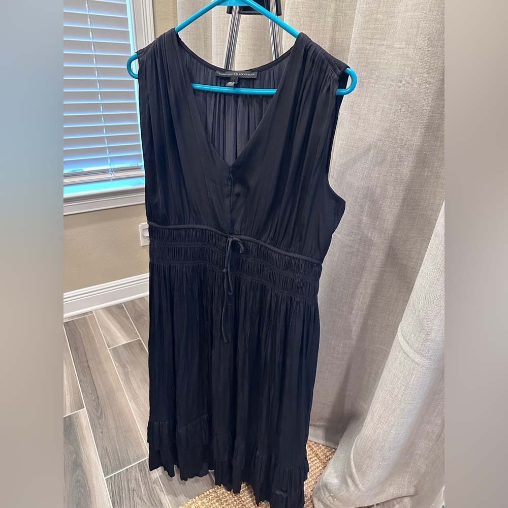 White House Black Market Elegant Black Sleeveless Swing Dress - Large